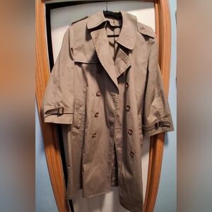 Classic Tan Double-Breasted Mens Trench Coat